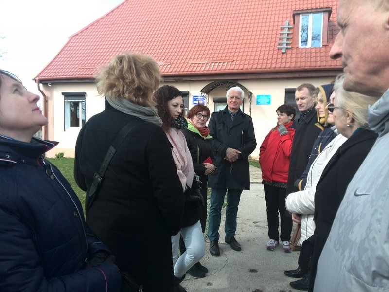 konf003